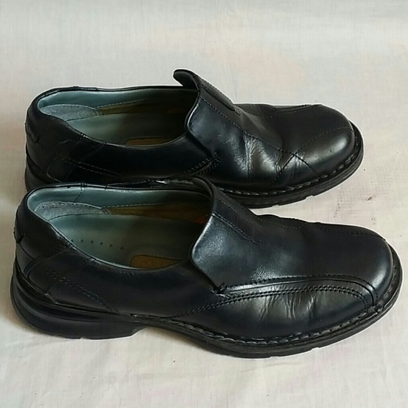 Clarks Slip-on Shoes Black Size 8 M Leather - Picture 2 of 5